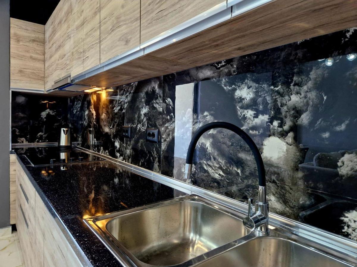 Luxury Sea View At Vollga Promenade -- Exclusive Apartamento Durrës